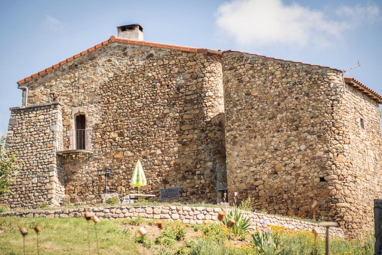 Le Donjon De La Reine Margot Bed & Breakfast Beaumont  Exterior photo